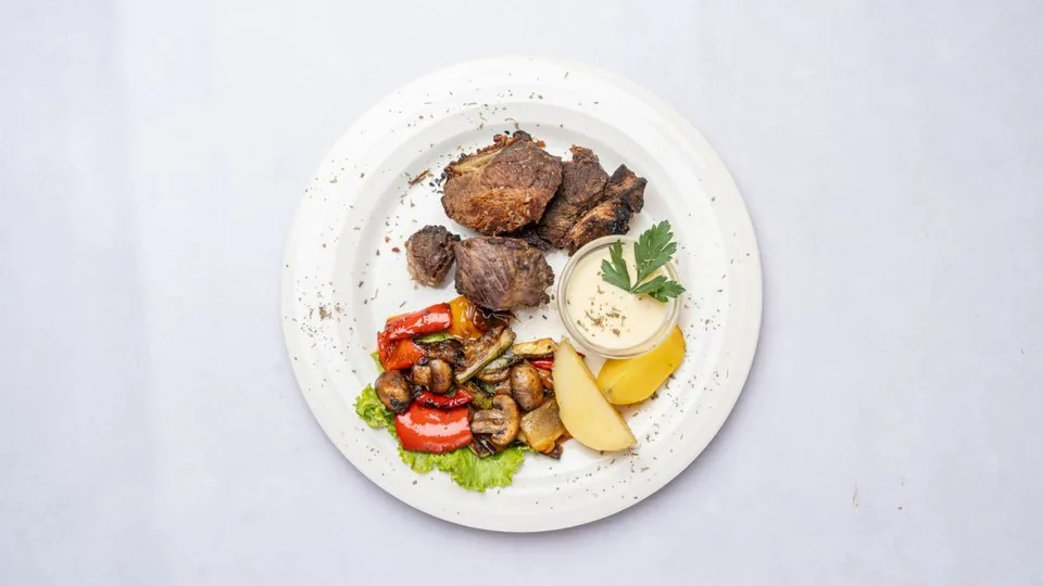 Pjekurinë — Momento Restaurant, Ferizaj